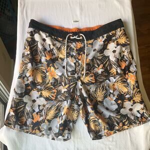 Good Fellow & Co. Mens Swimming Trunks size XL, Black & Orange, Tropical Floral